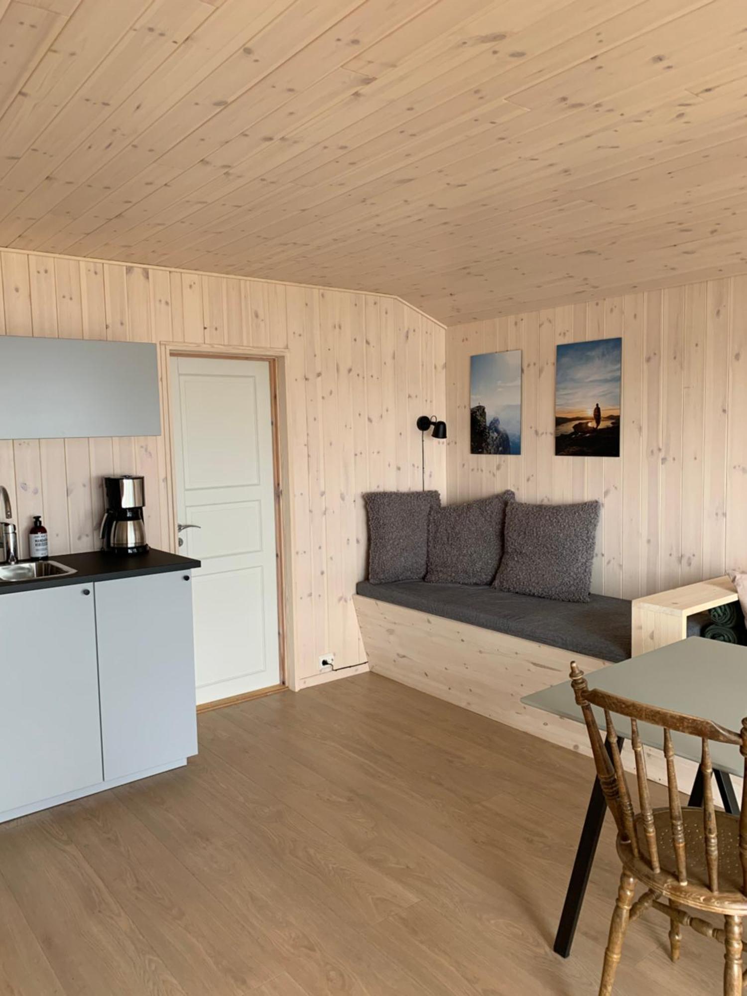 Fugelvagen, Cabins And Glamping Alvund Экстерьер фото